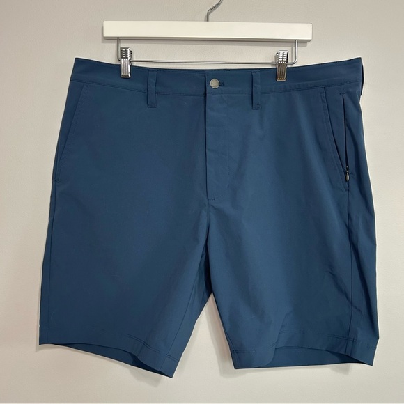 UNTUCKit Navy Blue Chancellor Men's Flat Front Shorts Size 37 - Picture 2 of 6